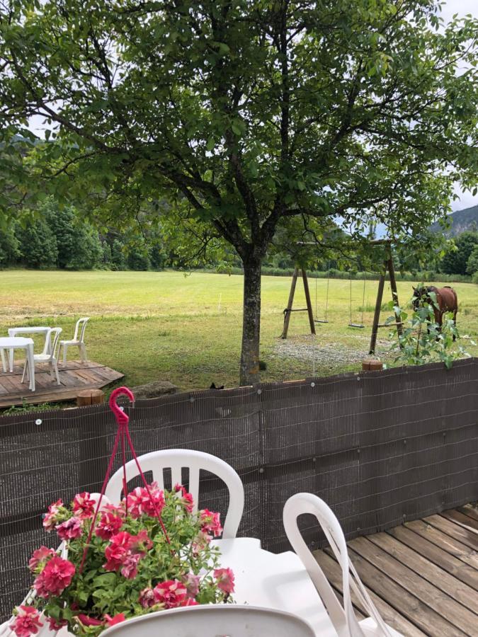 Le Bivouac-tente Chez Camille Campsite *
